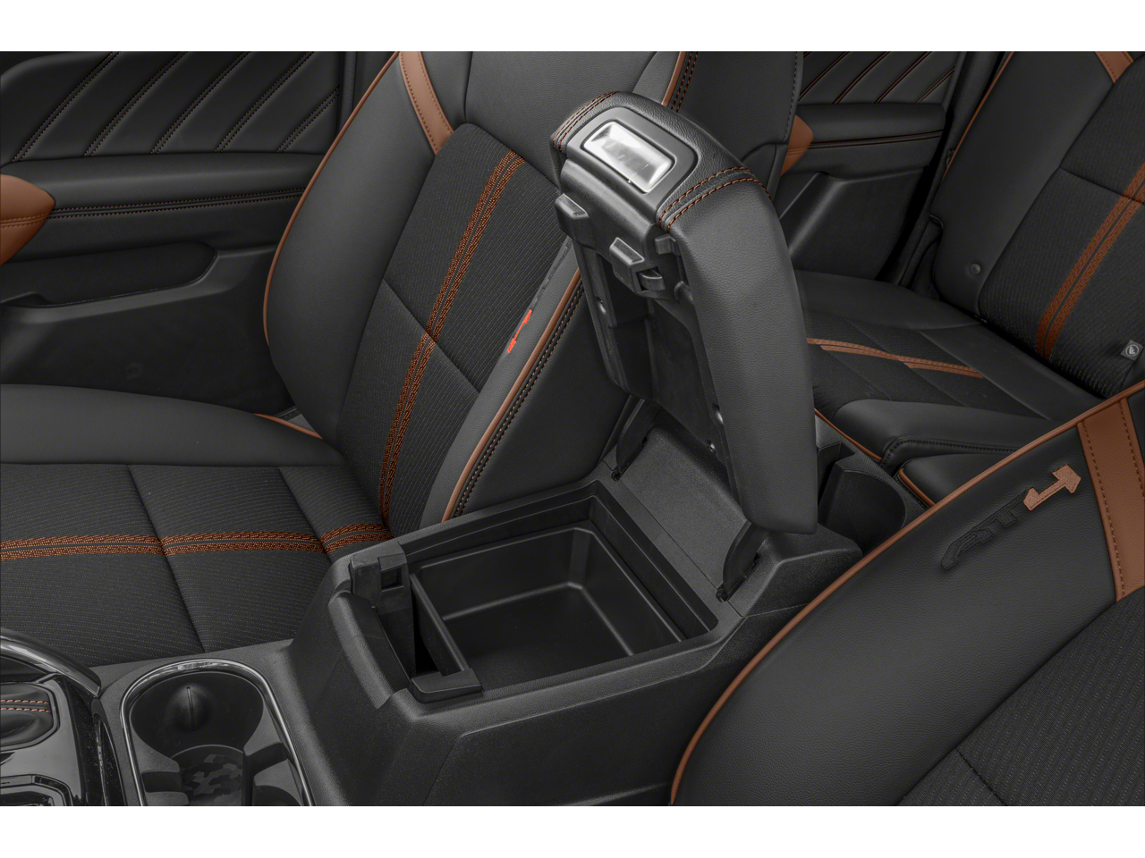 2026 GMC Canyon AT4 - Photo 13