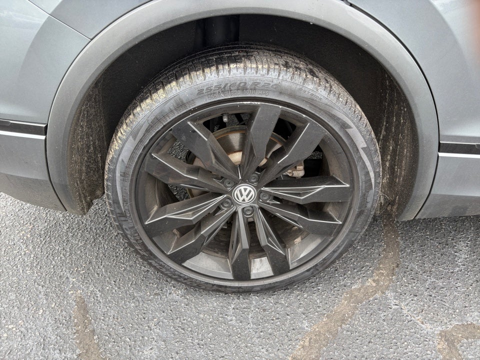 2021 Volkswagen Tiguan 2.0T SE R-Line Black