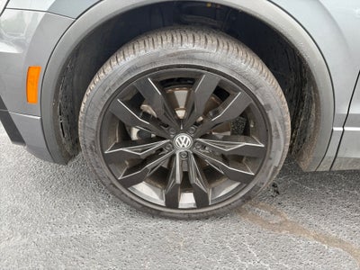2021 Volkswagen Tiguan 2.0T SE R-Line Black