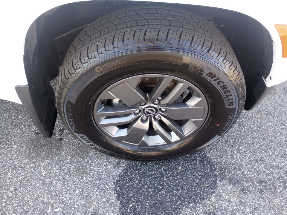 2026 Nissan Frontier Crew Cab SV 4x2