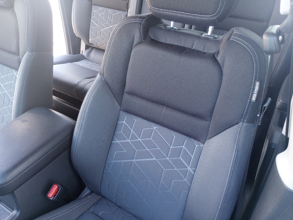 2026 Nissan Frontier Crew Cab SV 4x2