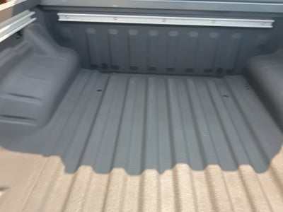 2025 Nissan Frontier SL