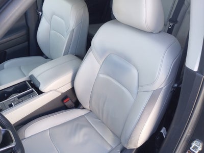 2022 Nissan Pathfinder SL 2WD