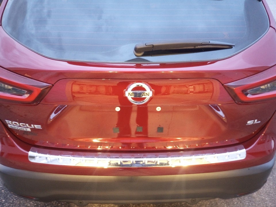 2022 Nissan Rogue Sport SL FWD Xtronic CVT