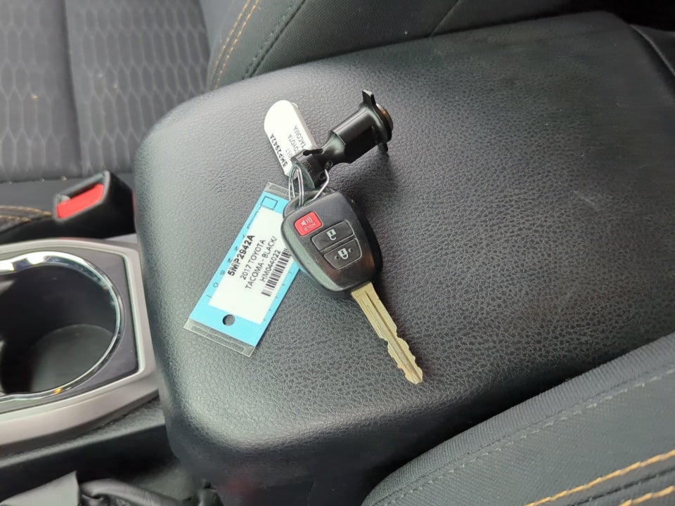 2017 Toyota Tacoma SR5 V6