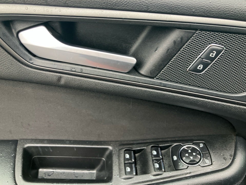 2019 Ford Edge SE