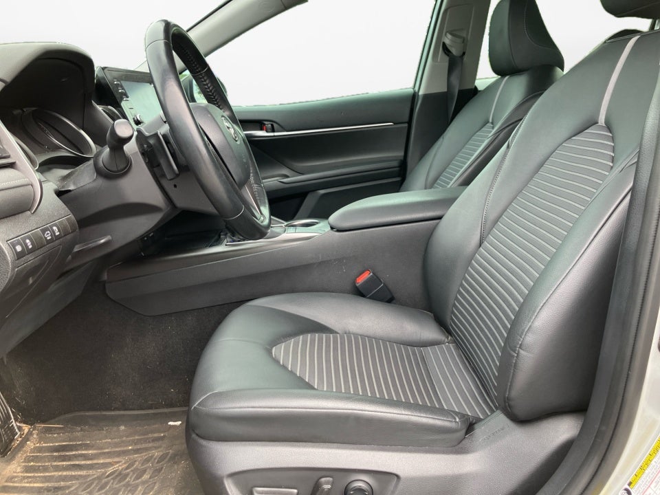 2022 Toyota Camry SE Nightshade