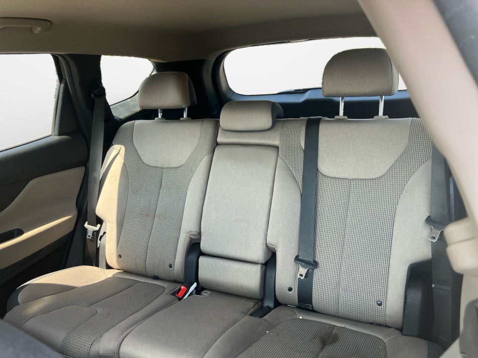 2022 Hyundai Santa Fe SE