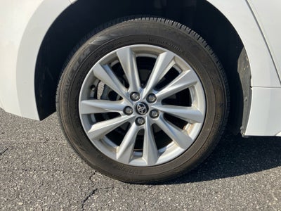 2023 Toyota Corolla Hatchback SE