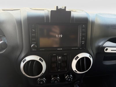 2014 Jeep Wrangler Unlimited Polar Edition