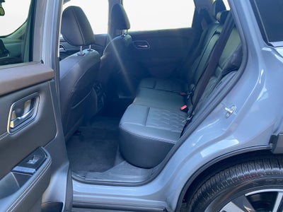 2023 Nissan Rogue Platinum FWD