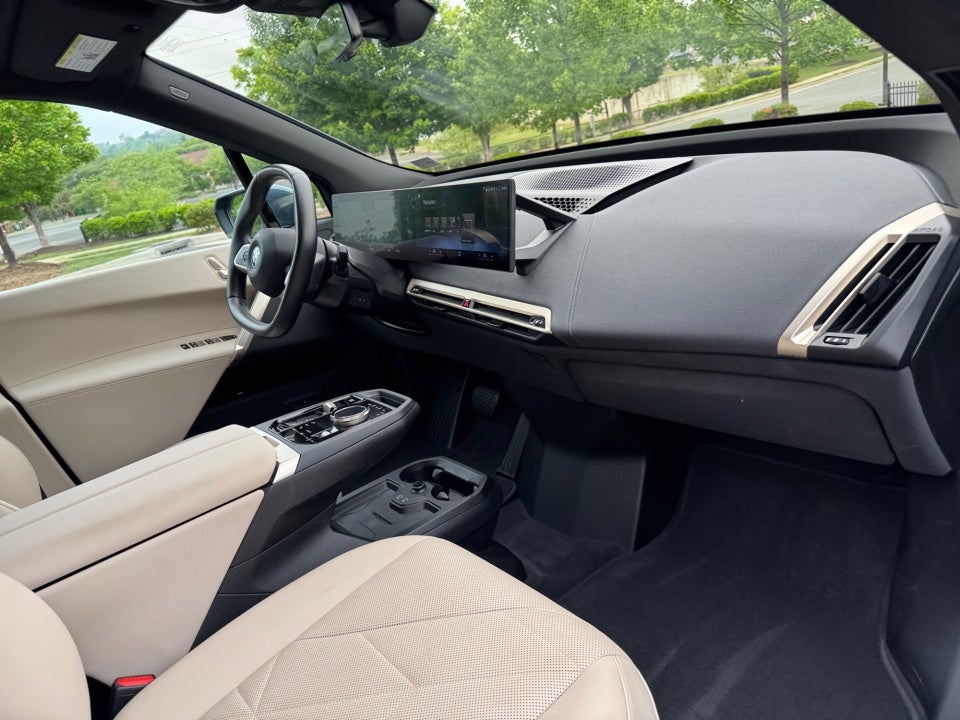 2023 BMW iX xDrive50