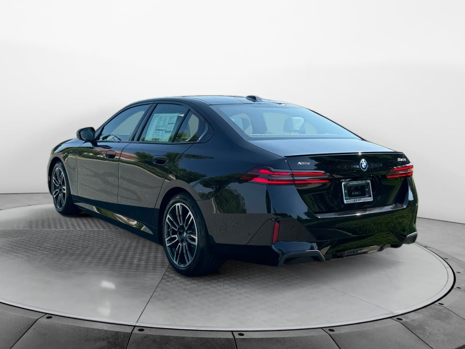 2026 BMW 550e xDrive