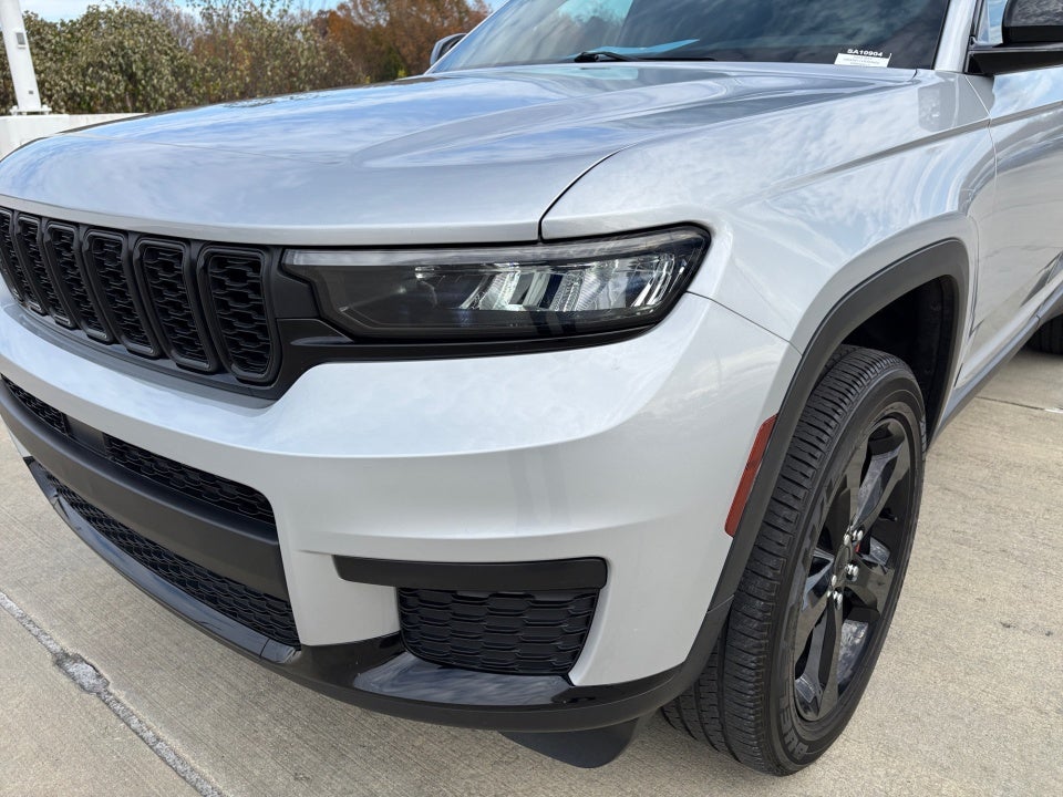 2023 Jeep Grand Cherokee L Altitude 4x2