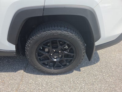 2022 Toyota RAV4 LE