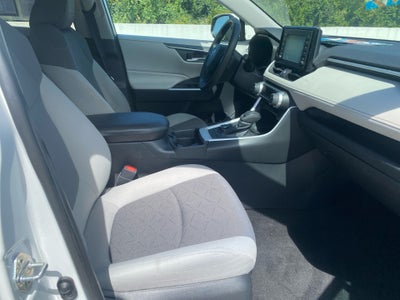 2019 Toyota RAV4 Hybrid Hybrid XLE