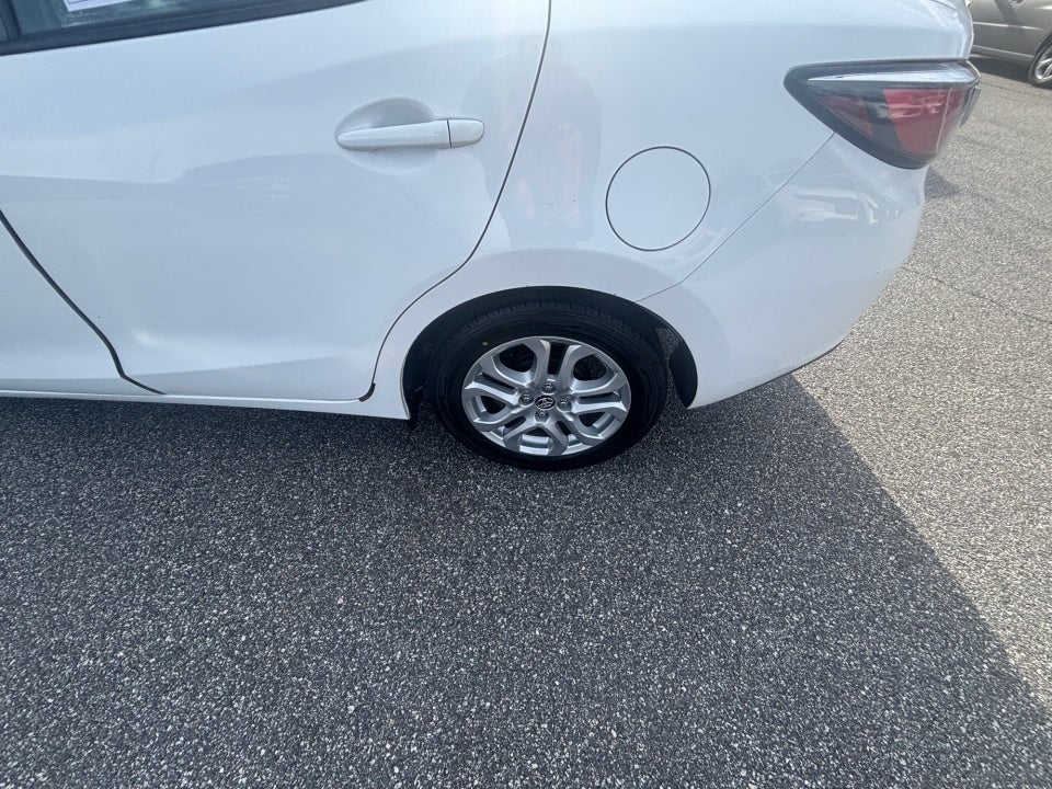 2017 Toyota Yaris iA Base