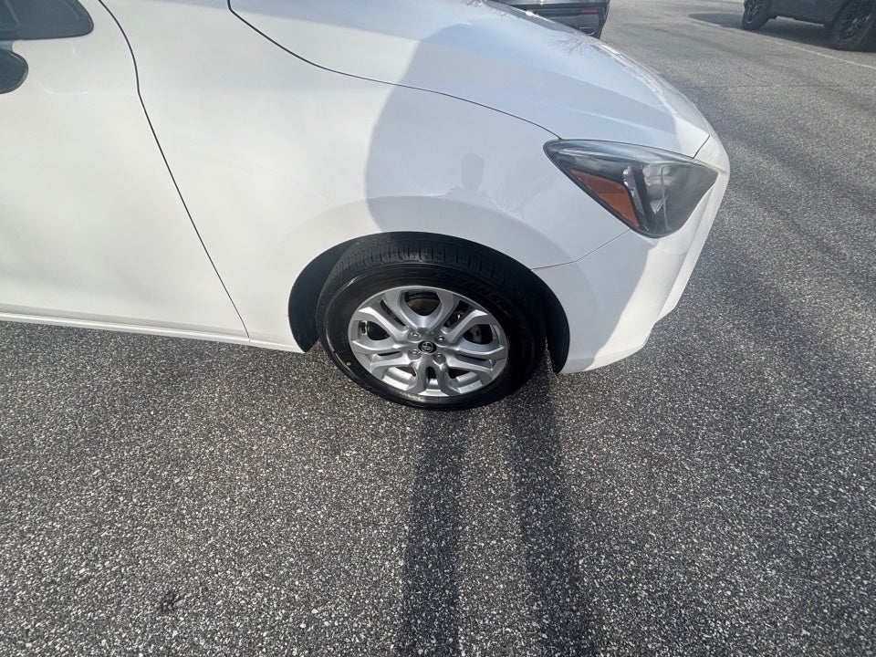 2017 Toyota Yaris iA Base