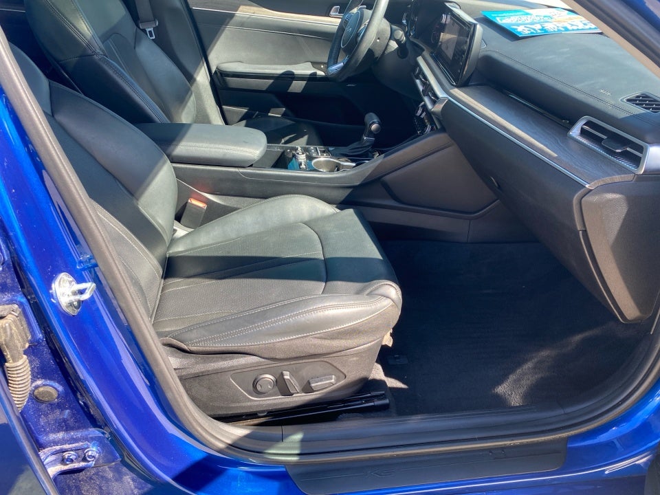 2022 Kia K5 EX