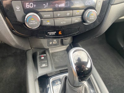 2020 Nissan Rogue SV FWD