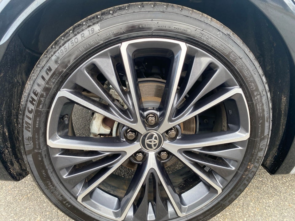 2024 Toyota Prius XLE