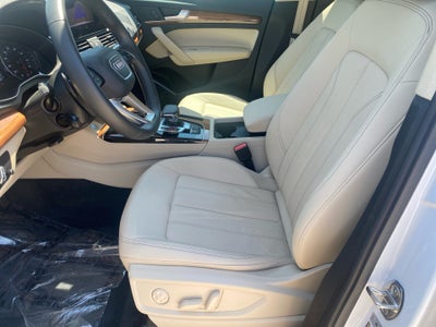 2025 Audi Q5 Premium 40 TFSI quattro S tronic
