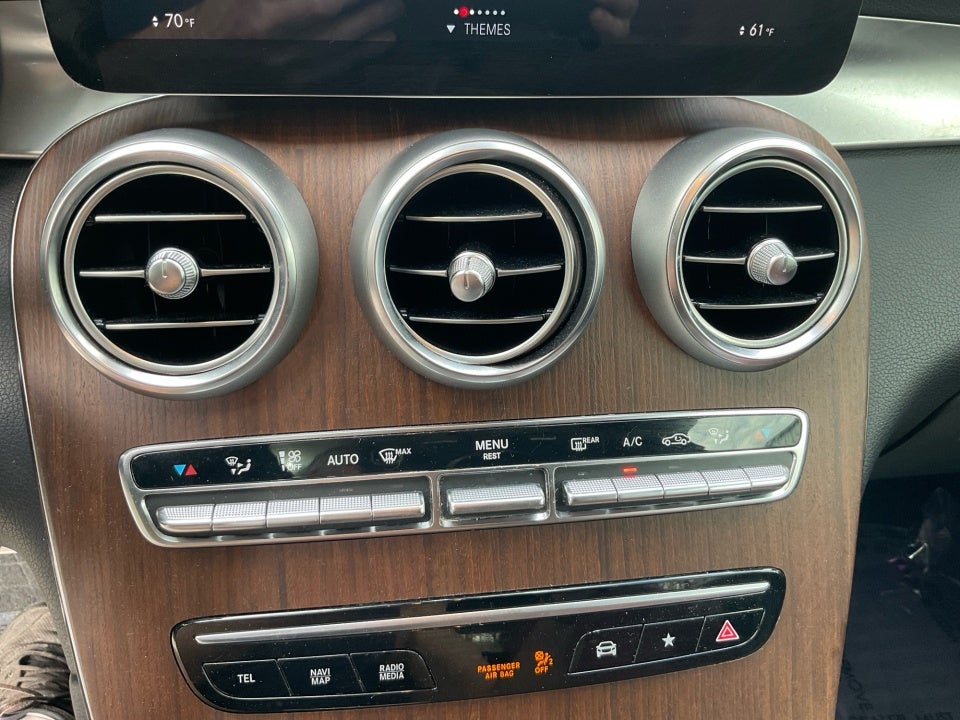 2020 Mercedes-Benz GLC 300 GLC 300