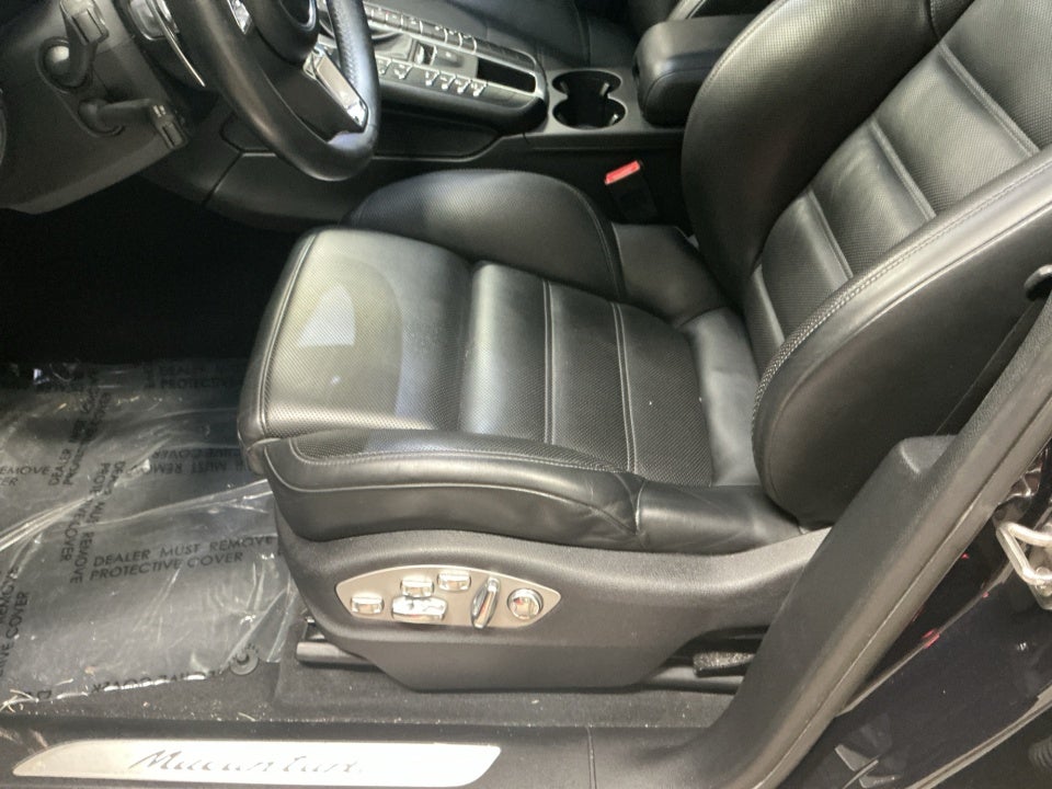 2020 Porsche Macan Turbo