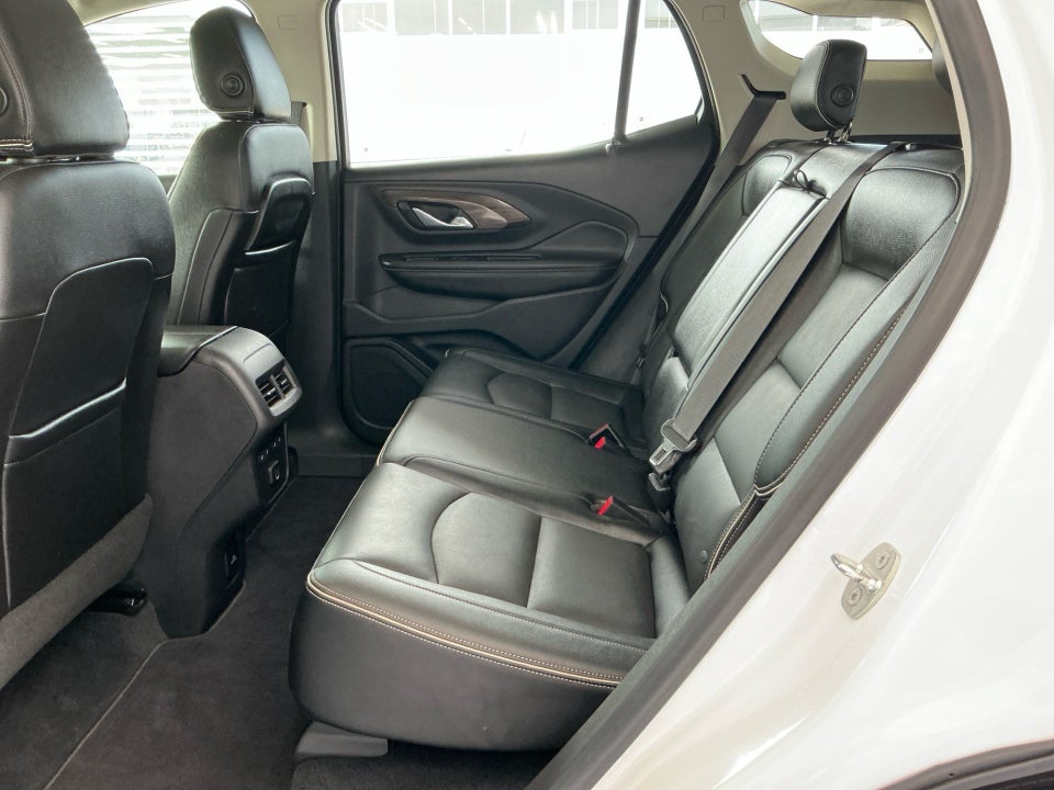 Photo 33