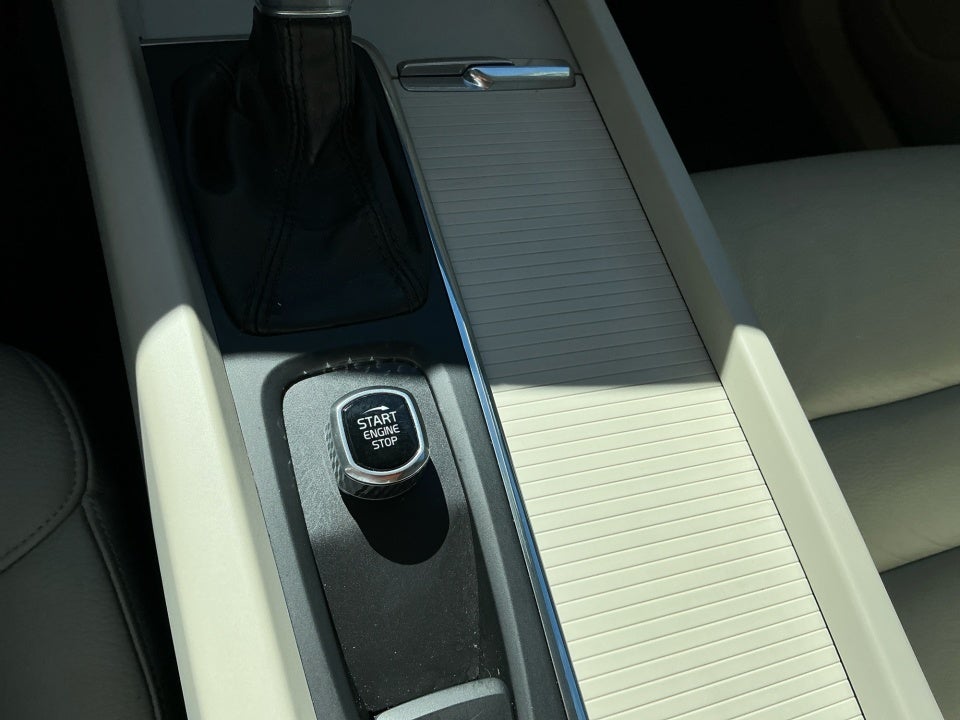 2018 Volvo XC60 T5 Momentum