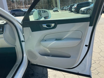 2018 Volvo XC60 T5 Momentum