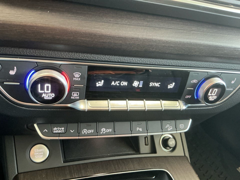 2023 Audi Q5 Premium 40 TFSI quattro S tronic