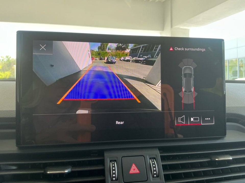 2023 Audi Q5 Premium 40 TFSI quattro S tronic