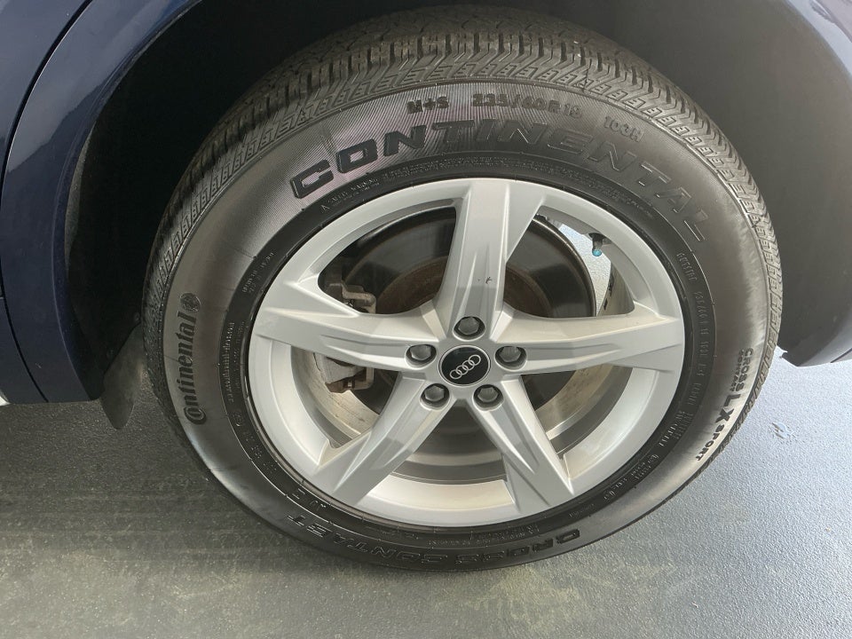 2023 Audi Q5 Premium 40 TFSI quattro S tronic