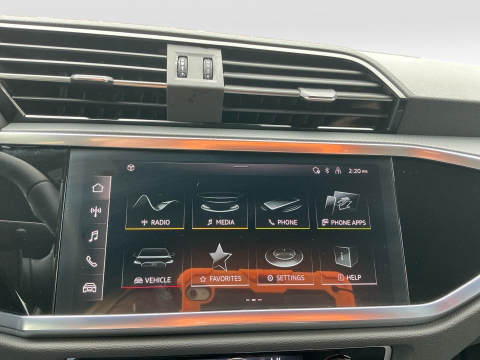 2025 Audi Q3 Premium 45 TFSI S line quattro Tiptronic