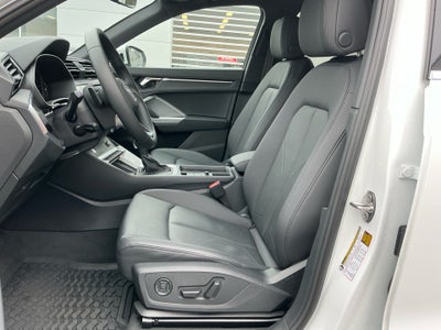 2025 Audi Q3 Premium 45 TFSI S line quattro Tiptronic