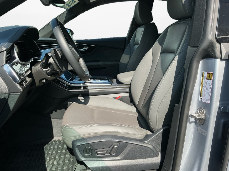 2022 Audi Q8 Prestige