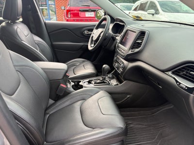 2023 Jeep Cherokee Altitude Lux 4x4