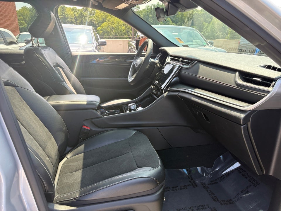 2023 Jeep Grand Cherokee L Altitude 4x4