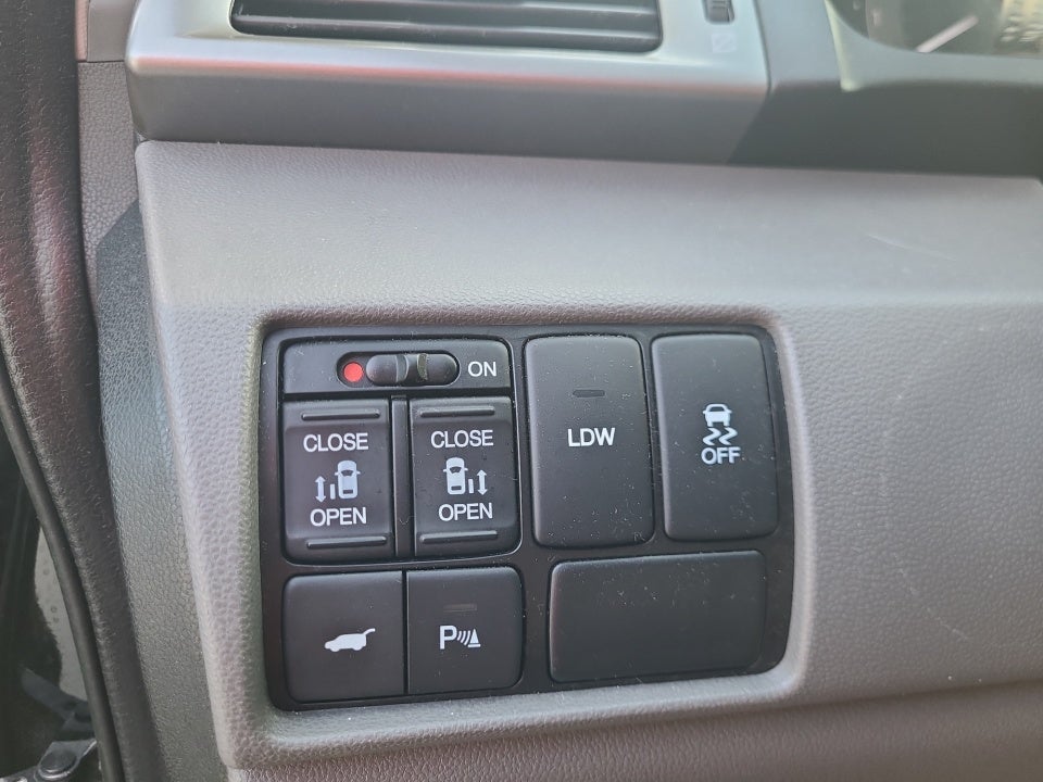2016 Honda Odyssey Touring Elite