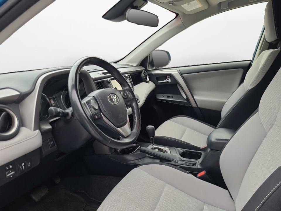 2018 Toyota RAV4 Hybrid Hybrid XLE
