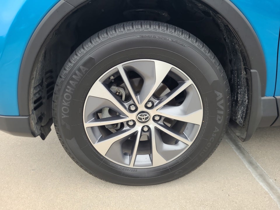 2018 Toyota RAV4 Hybrid Hybrid XLE