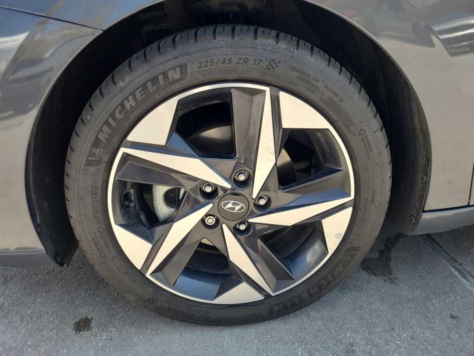 2023 Hyundai Elantra Hybrid Limited