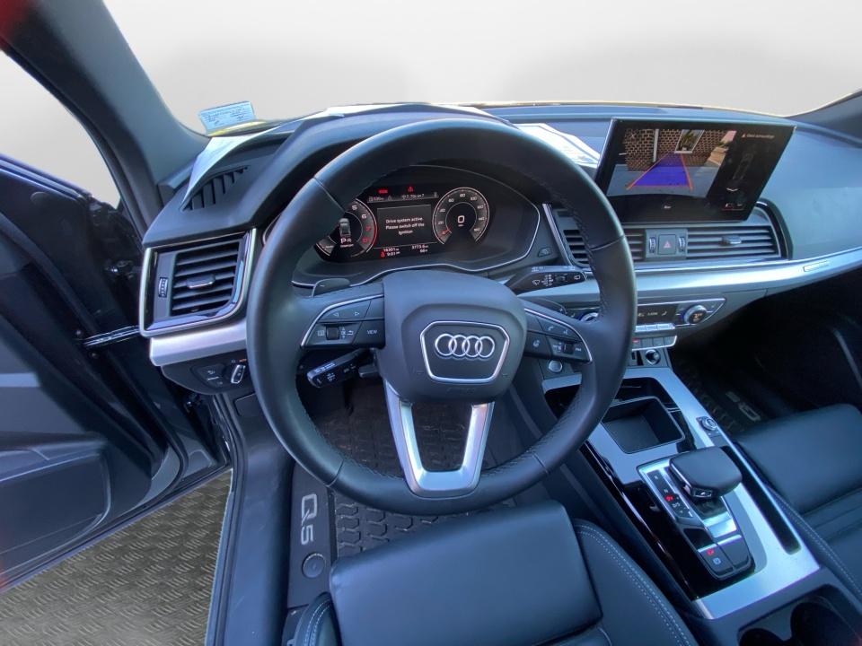 2024 Audi Q5 S line Premium