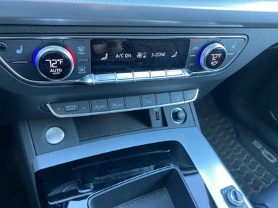 2024 Audi Q5 S line Premium