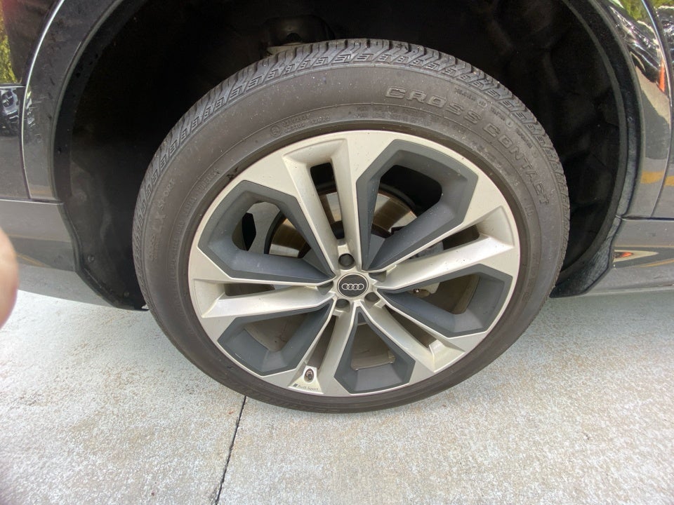 2024 Audi Q7 Premium Plus
