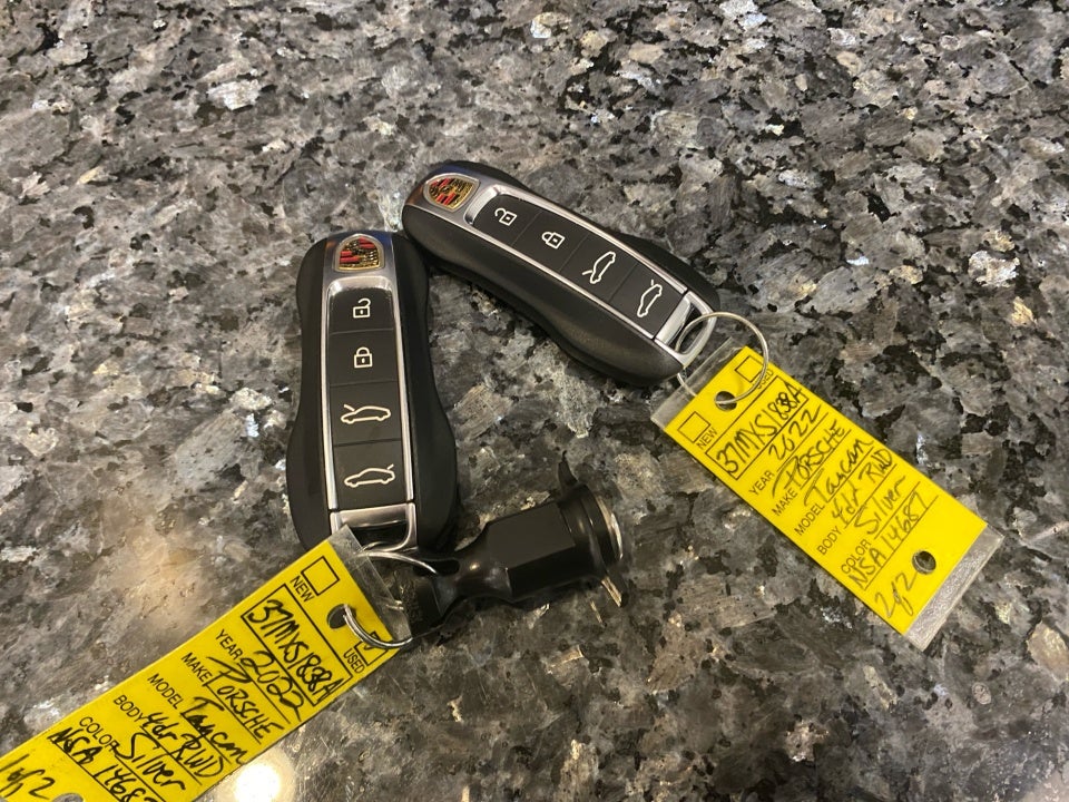 2022 Porsche Taycan RWD