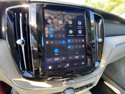 2022 Volvo XC60 B5 Inscription