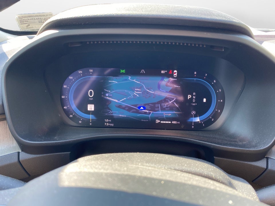 2024 Volvo XC40 B5 Ultimate Bright Theme