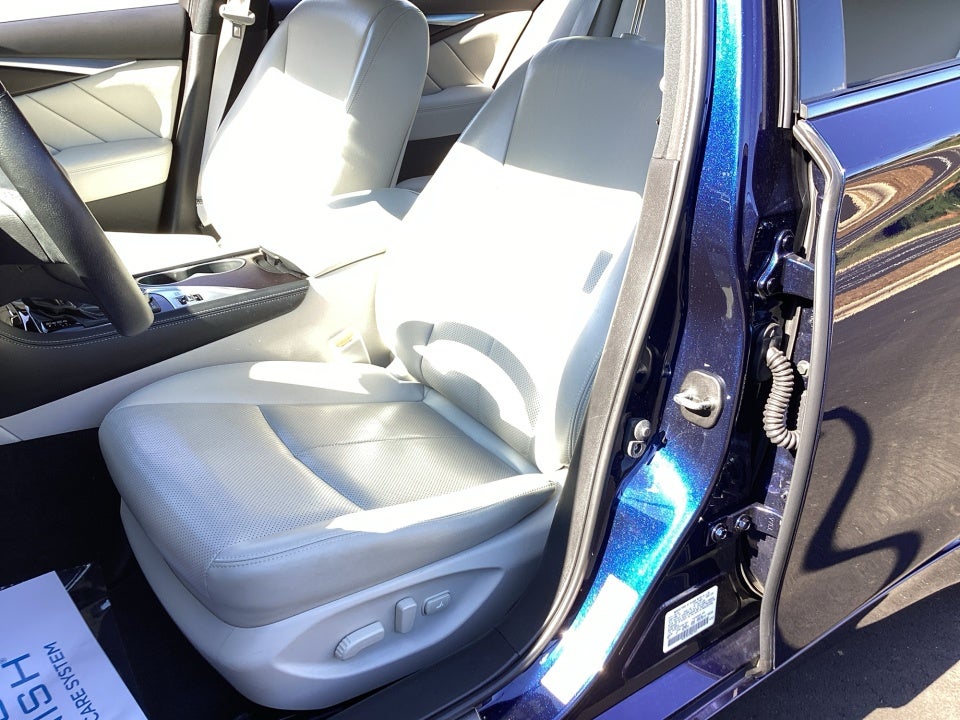 2023 INFINITI Q50 SENSORY